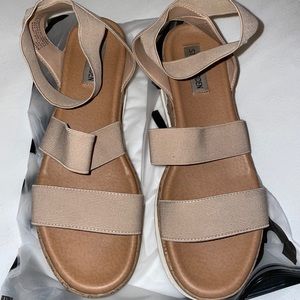 Steve Madden wedges